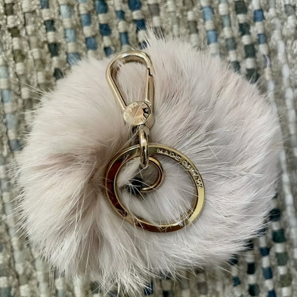 🥳HP🥳Furla Brown Large Leather Tote & Furla Charm - Picture 9 of 13